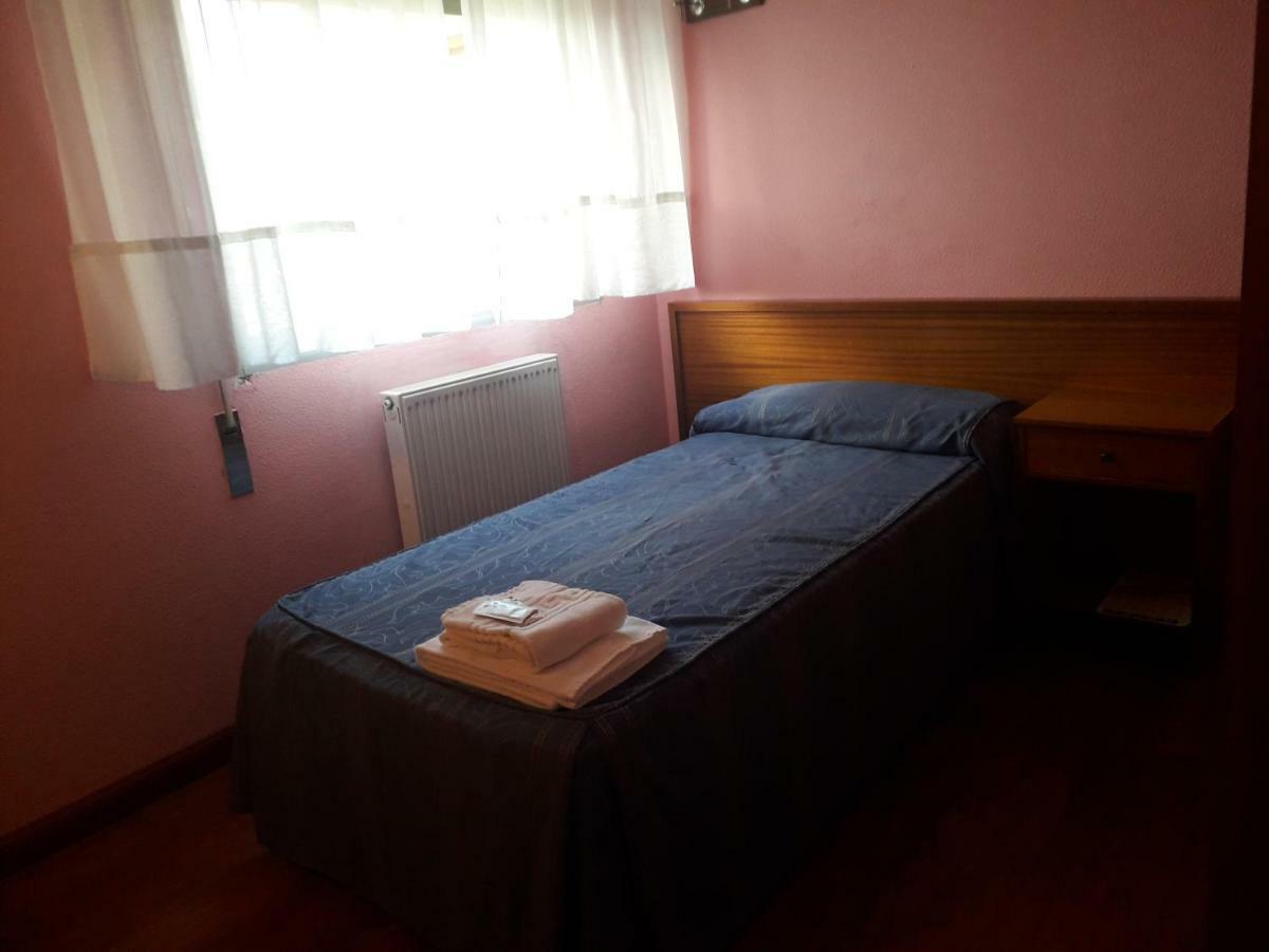 Hostal Ezequiel Лос-Аркос Екстер'єр фото